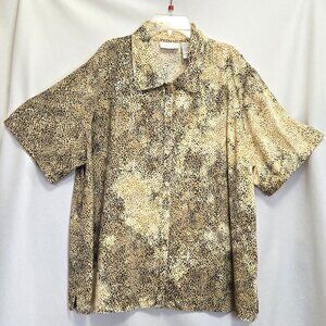 ELISABETH by Liz Claiborne Short Sleeve Button Front, Rayon Top/Shirt.